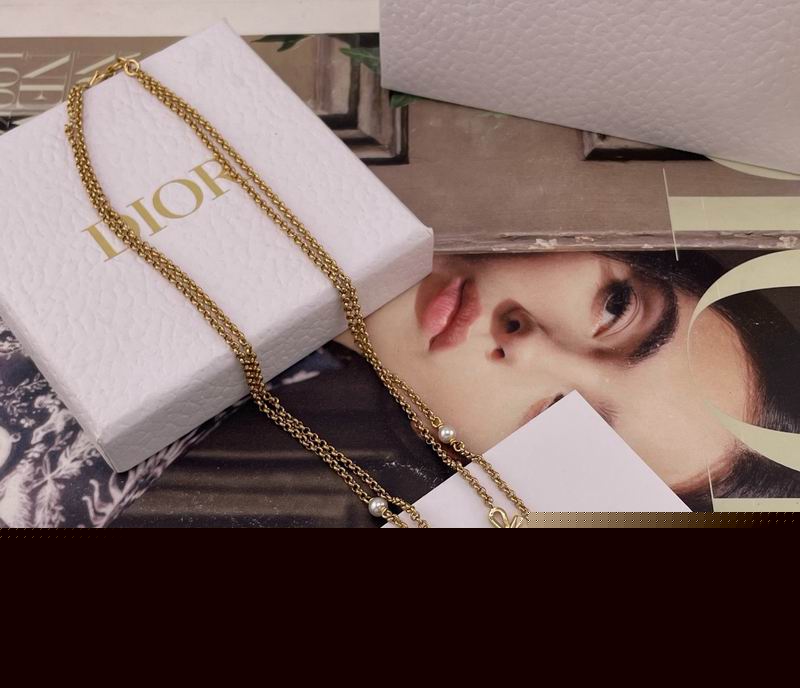 Dior Necklace 08yxs41